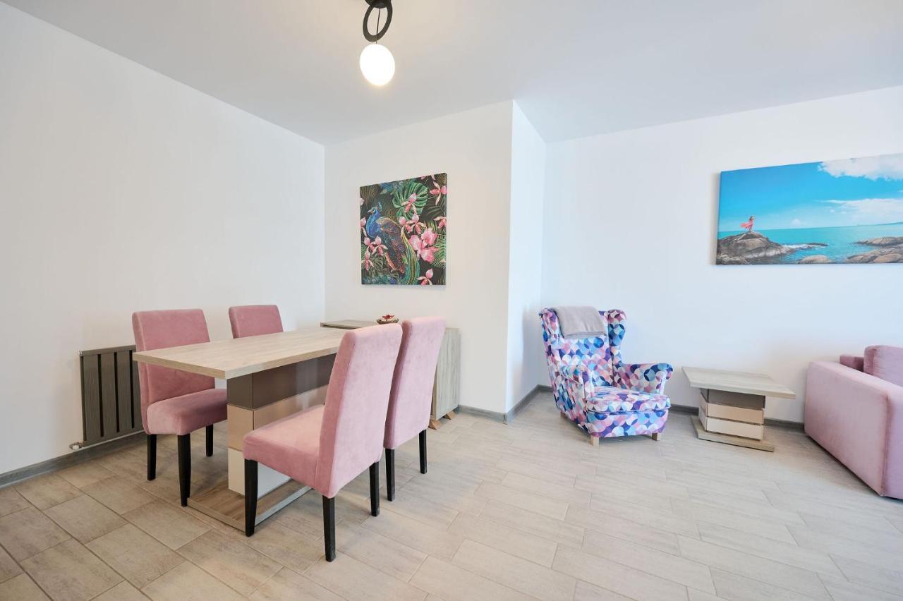Beachfront 1Br Apartment- Spa N Pools Mamaia Exterior foto