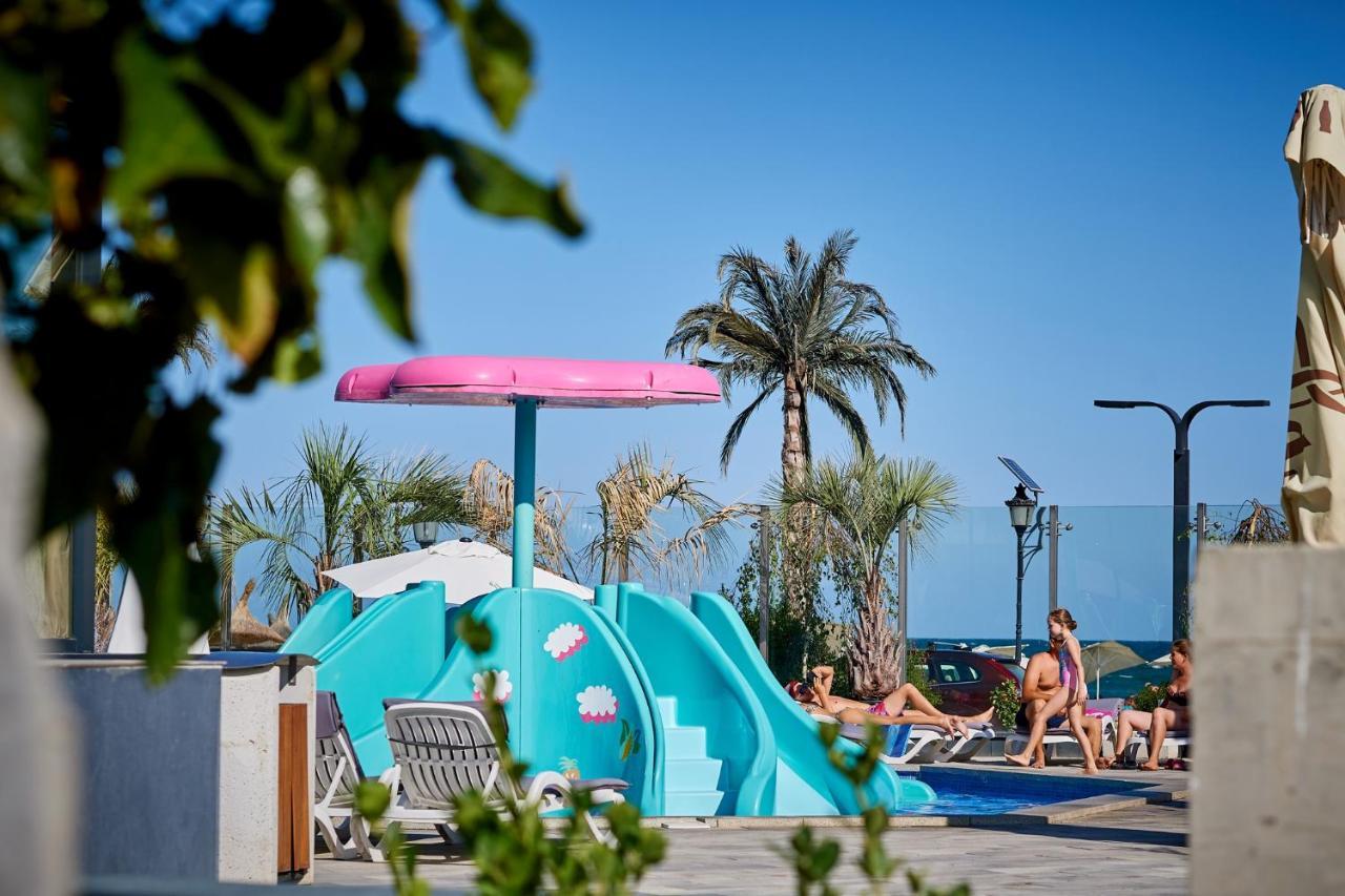 Beachfront 1Br Apartment- Spa N Pools Mamaia Exterior foto