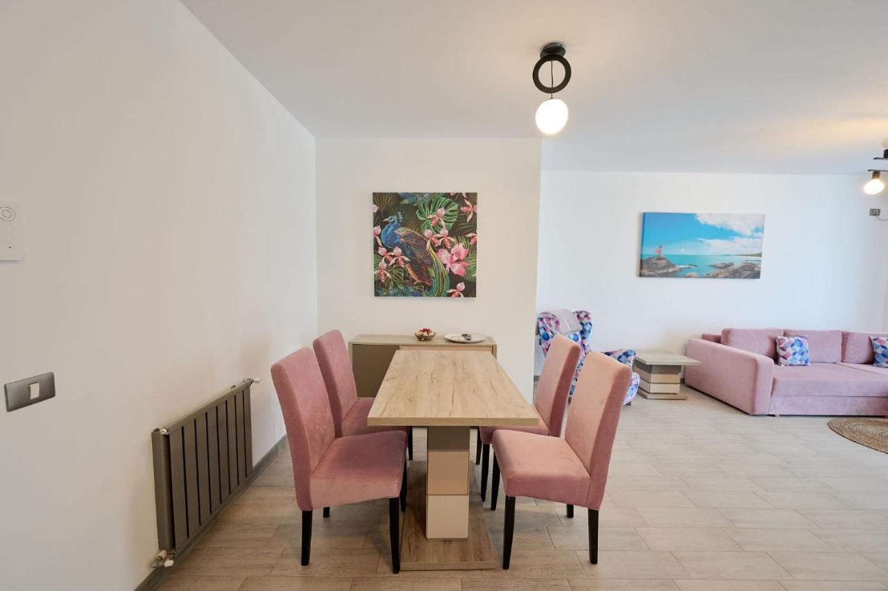 Beachfront 1Br Apartment- Spa N Pools Mamaia Exterior foto